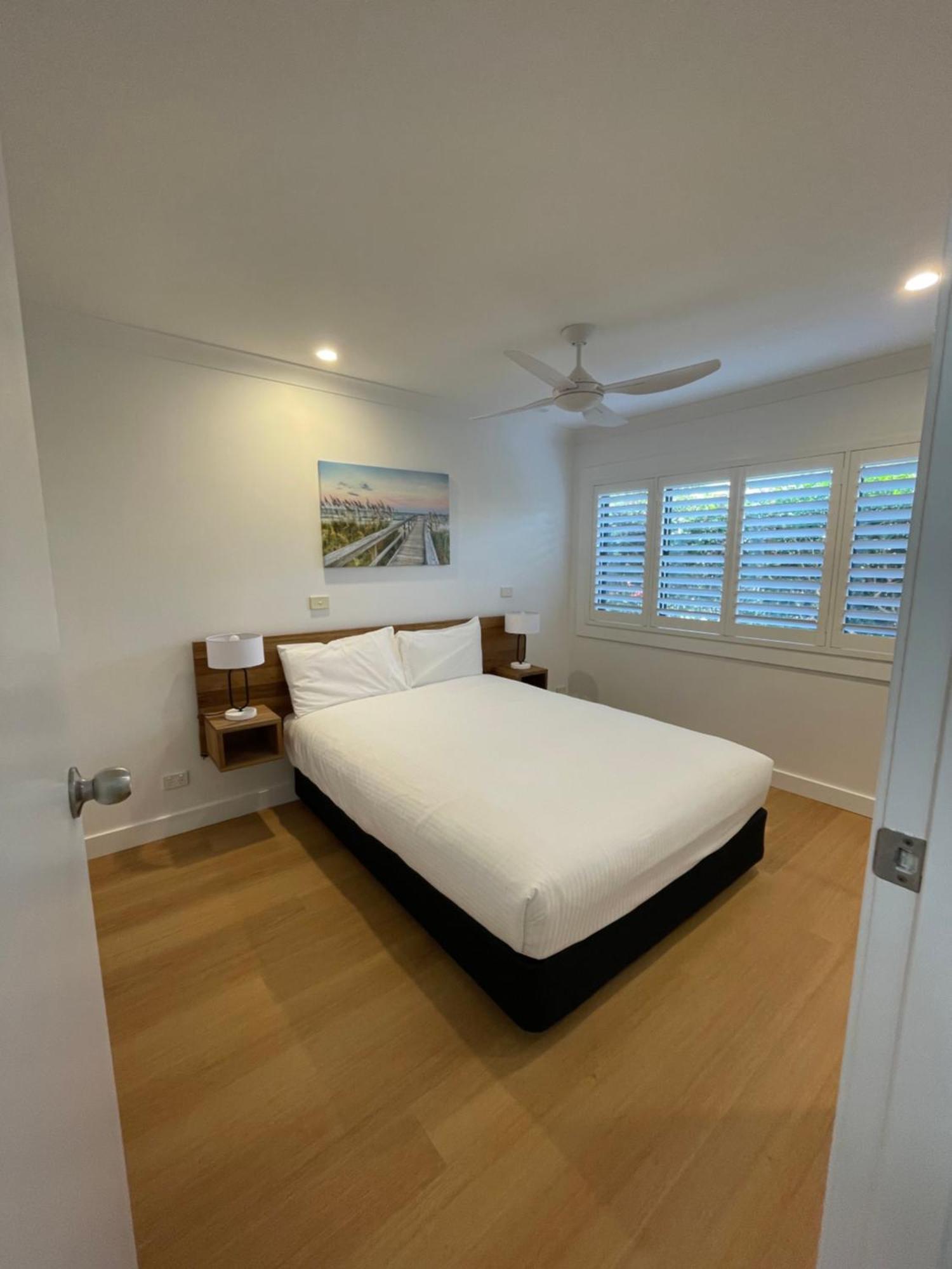 Seashells Beachfront Resort